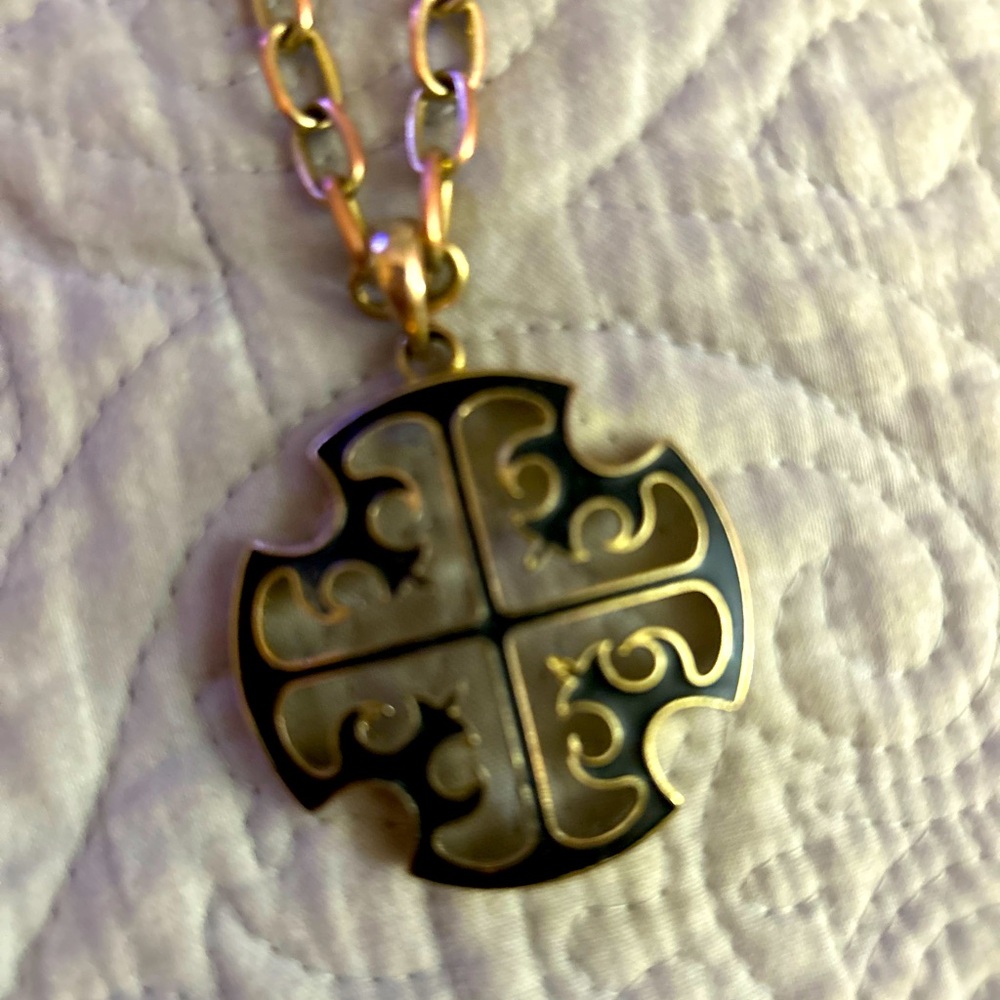 Fashion pendant necklace